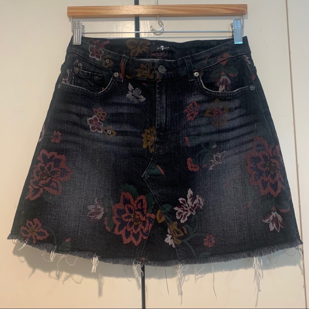 7 For All Mankind Skirt Size 27